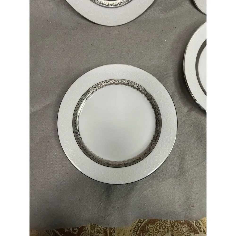 NORITAKE CONTEMPORARY SIGNATURE PLATINUM 9 INCH (4)‎ LUNCHEON PLATES NO 4277
